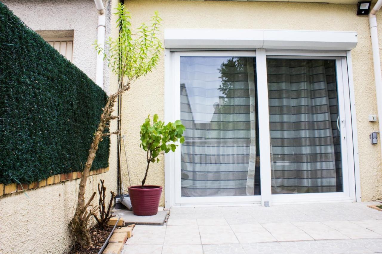 F2 Duplex Chez L'Aventuriere Pres Disneyland Роаси-ан-Бри Екстериор снимка